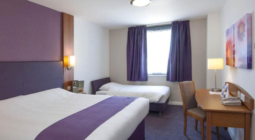Premier Inn Basingstoke West Zimmer foto