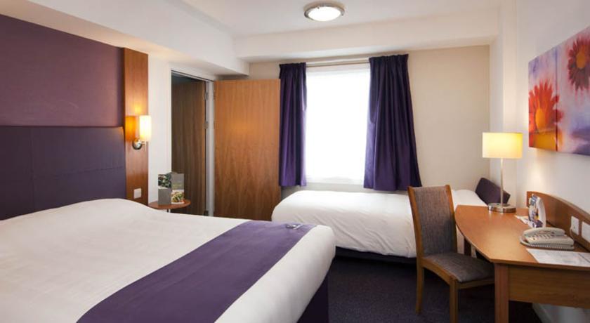Premier Inn Basingstoke West Zimmer foto